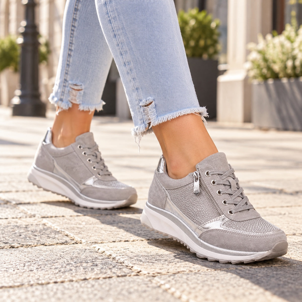 Crawford – Unisex Orthopedic Shoes, worn on a walk