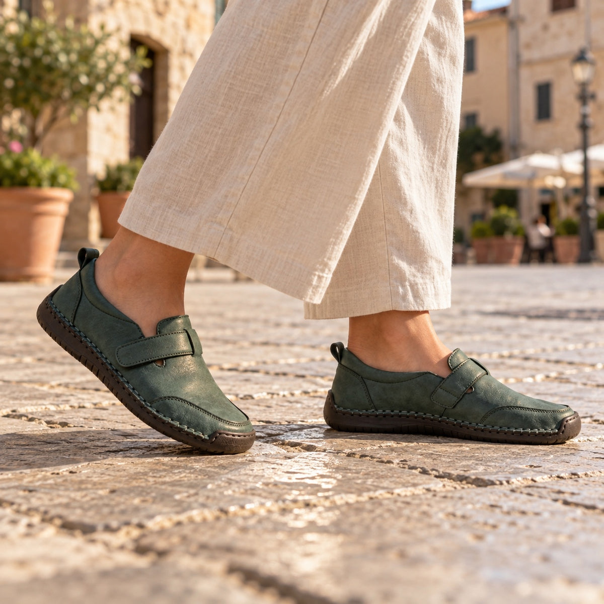Hansen – Unisex Orthopedic Loafers, worn on a walk