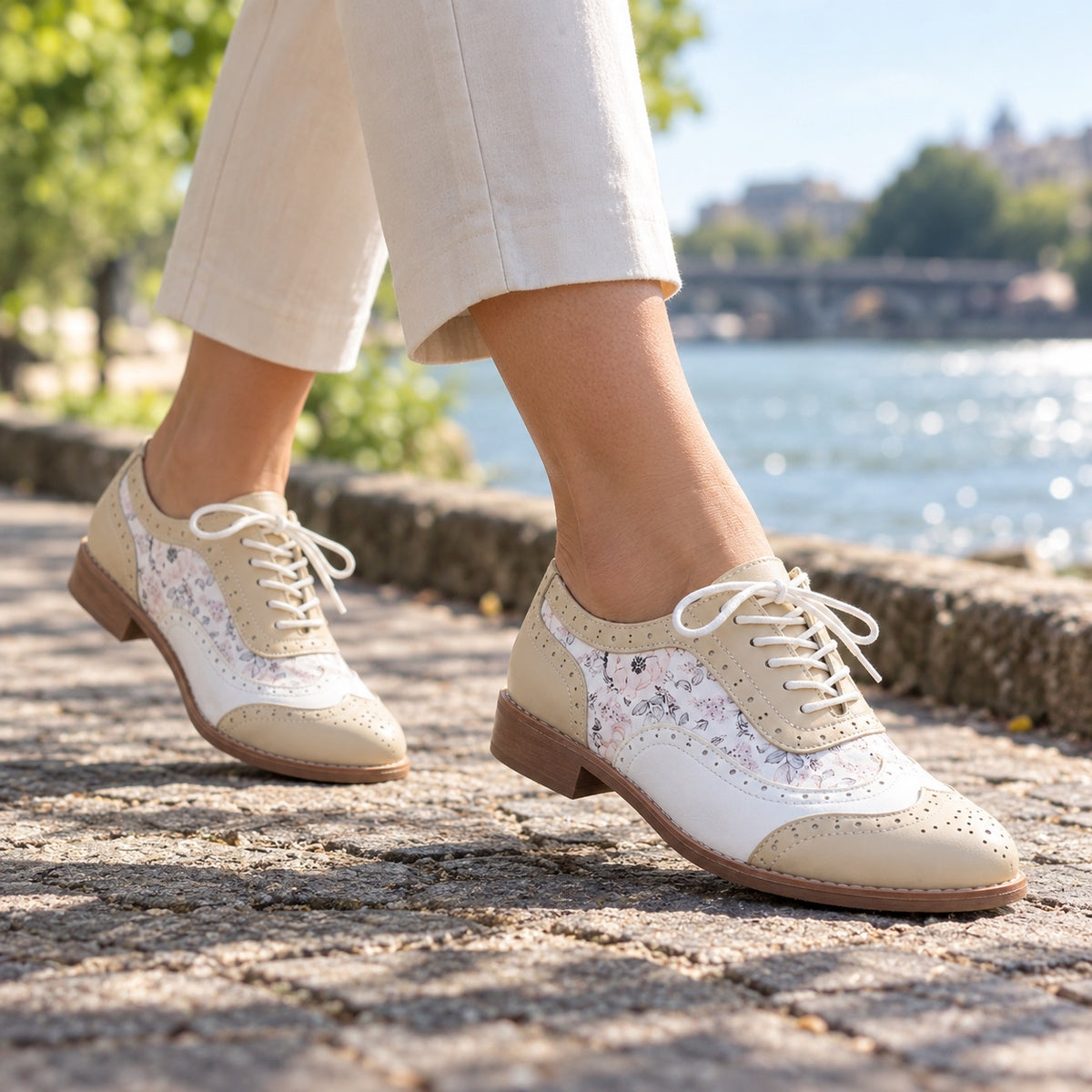 Reese – Unisex Orthopedic Sneakers, worn on a walk