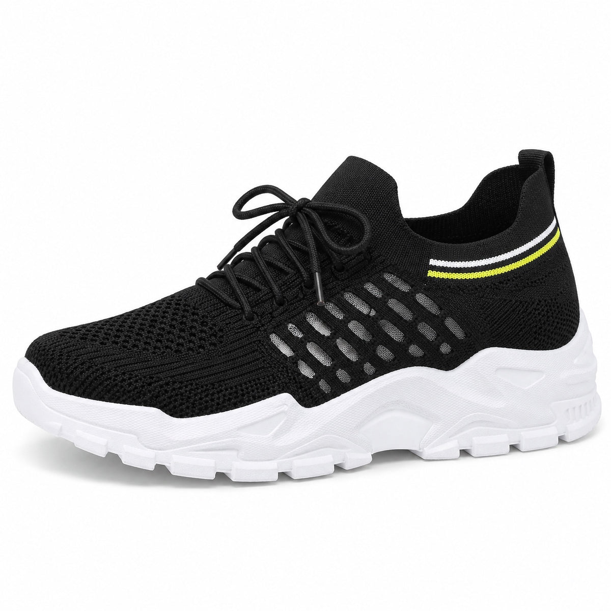 Susie – Women's Nursing Sneakers in Black