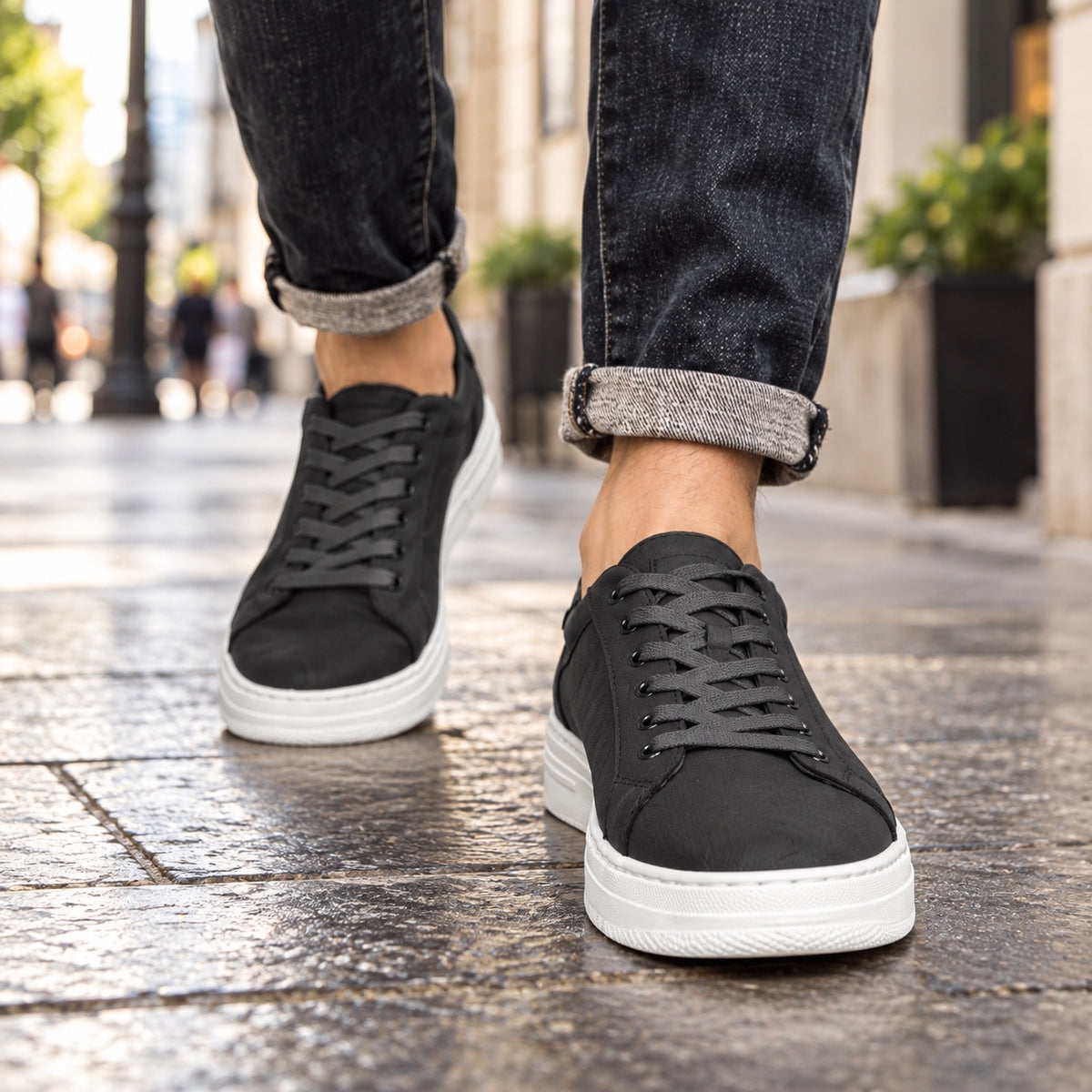 Delbert – Men's Walking Sneakers, worn on a walk
