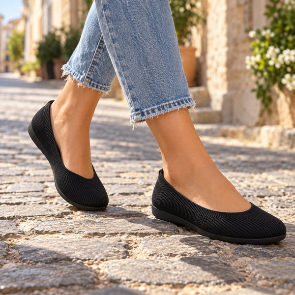 Jeannette – Women's Arch Support Shoes, worn on a walk