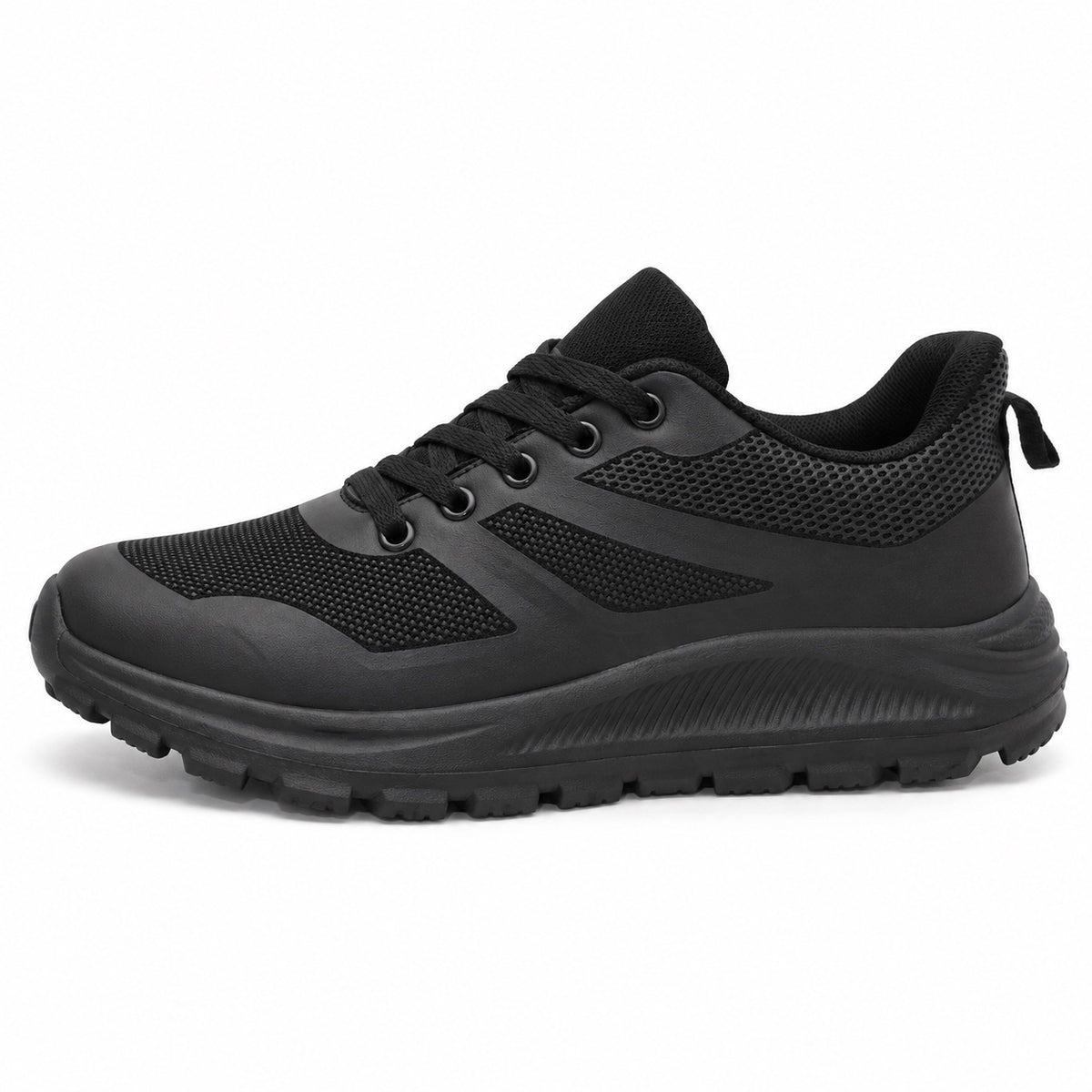 Maldonado – Unisex Nursing Sneakers in Black-White