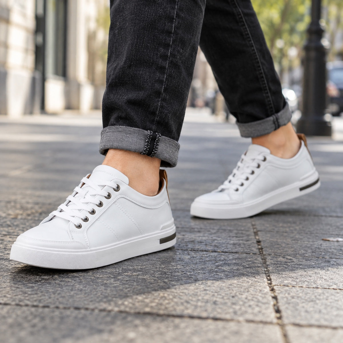 Tyrone – Men's Walking Sneakers, worn on a walk